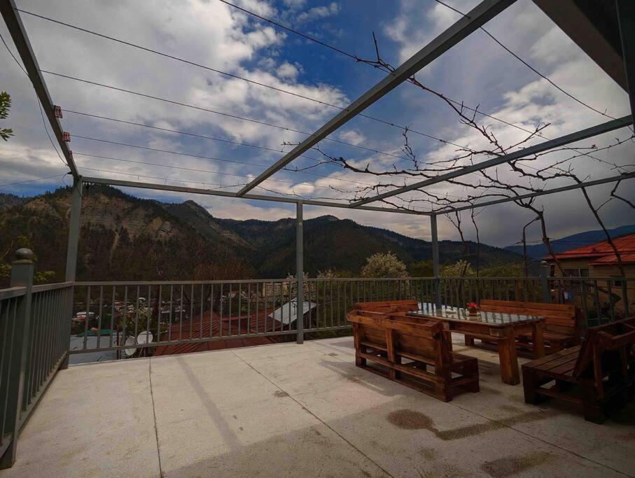 Borjomi Veranda Esterno foto